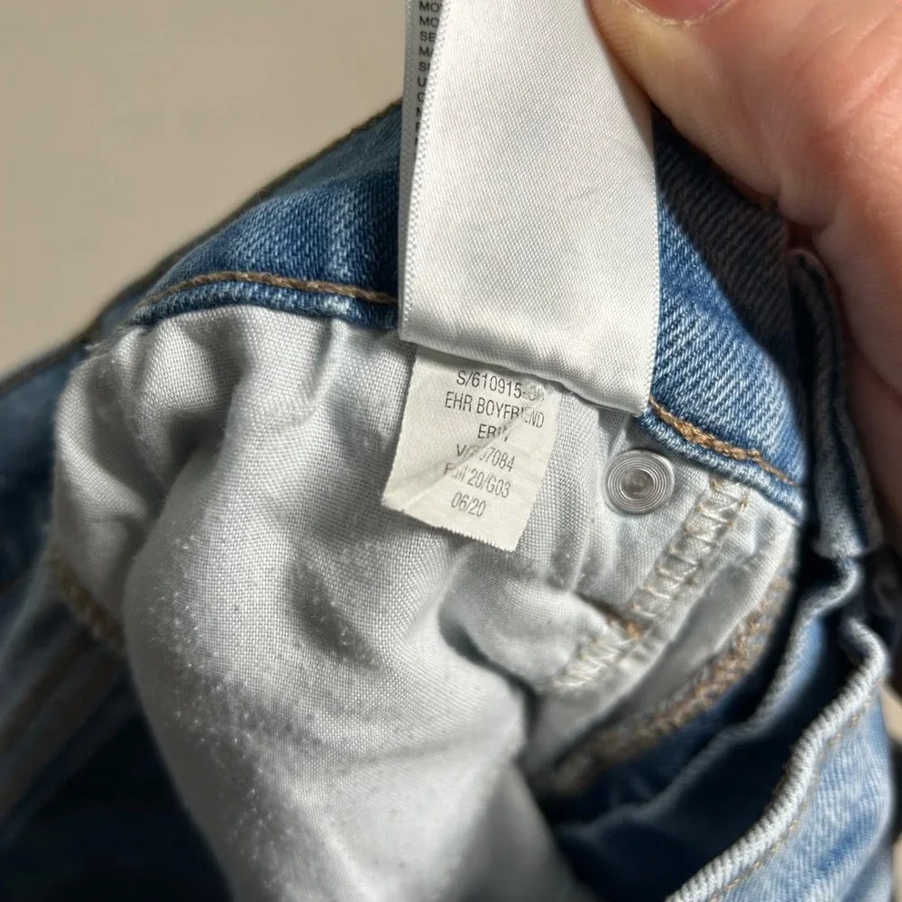 Old Navy Jeans‎ Womens 0 Erin Boyfriend Raw Hem High Rise Crop Denim